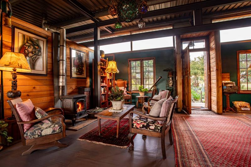 5 Bedroom Property for Sale in The Crags Western Cape